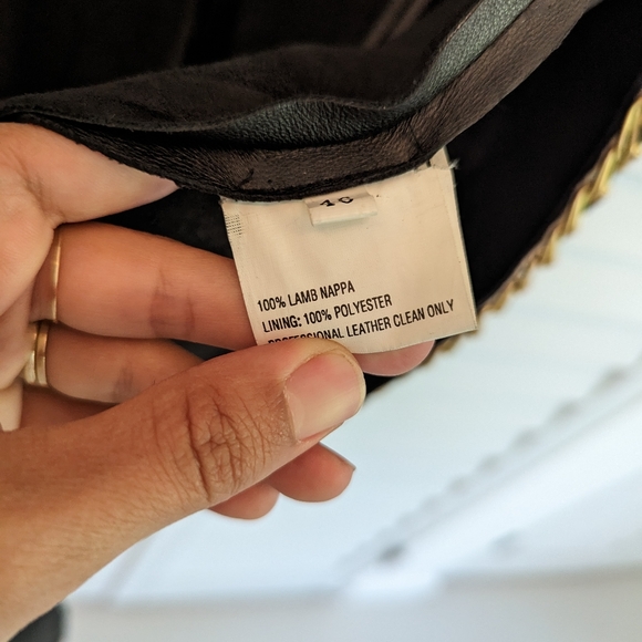 Real leather coat, Chanel style, Emily in Paris, Sex and the City style - Picture 4 of 8